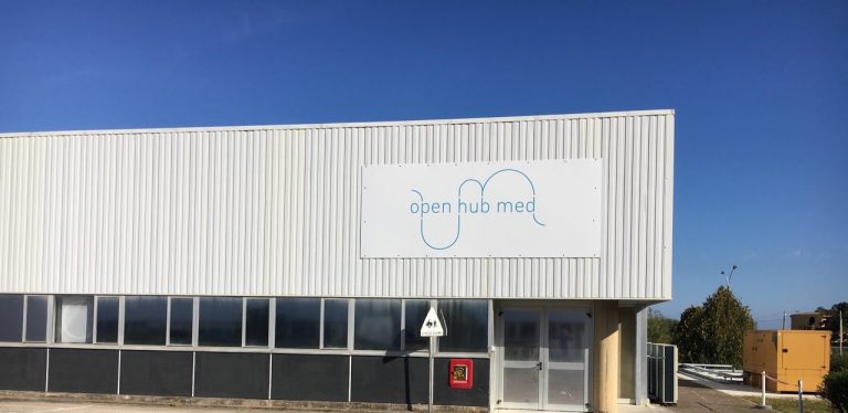 Rosenberger OSI premiata con il German Data Center Award 2017 per lo sviluppo di cavi in fibra ottica con effetto Lotus