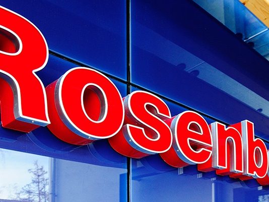 Rosenberger OSI premiata con il German Data Center Award 2017 per lo sviluppo di cavi in fibra ottica con effetto Lotus