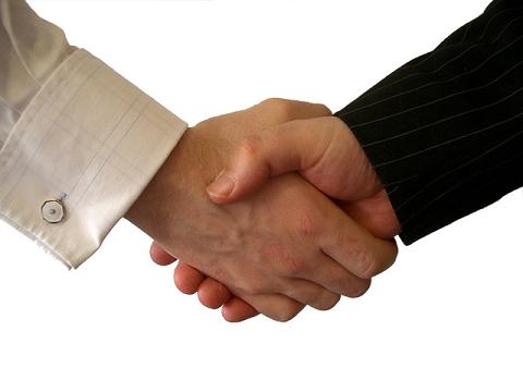 Intermediari Assicurativi e HiTGenias, un rapporto di “simbiosi mutualistica” Intermediari Assicurativi e HiTGenias, un rapporto di “simbiosi mutualistica”