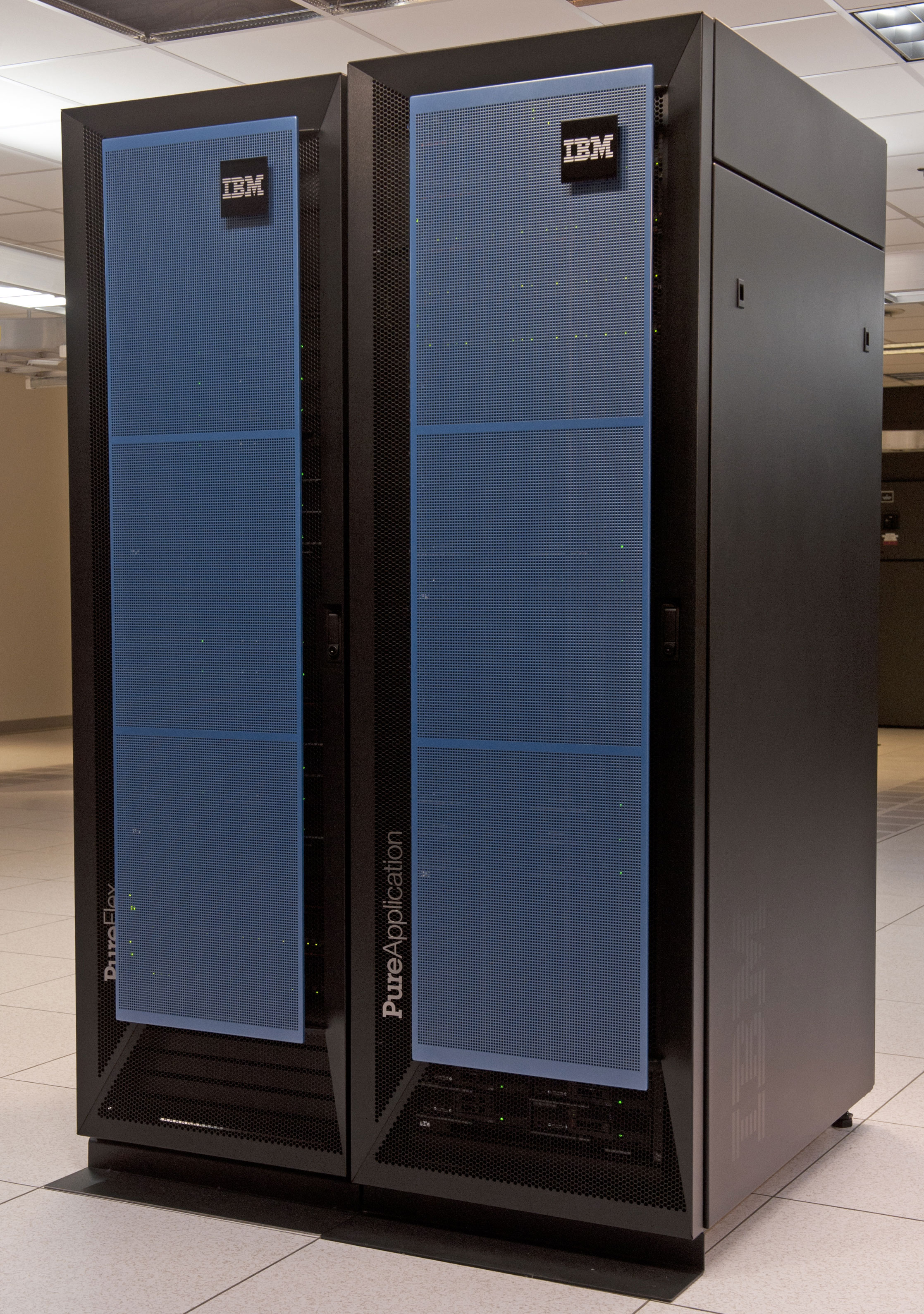 Puresystems Rack Ibm PureSystems: i server “chiavi in mano” di Big Blue - CBR Italy ...